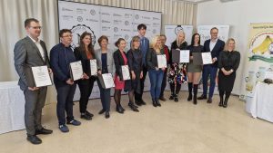 slika prejemnikov plaket inovativna živila 2025